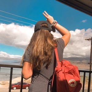 Meet your Posher, Tavi